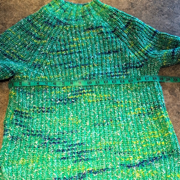 GAP mock neck chunky sweater - Picture 2 of 3